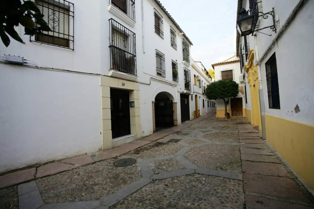 Calle San Basilio - Patios. Aparcamiento Gratis Córdoba Buitenkant foto